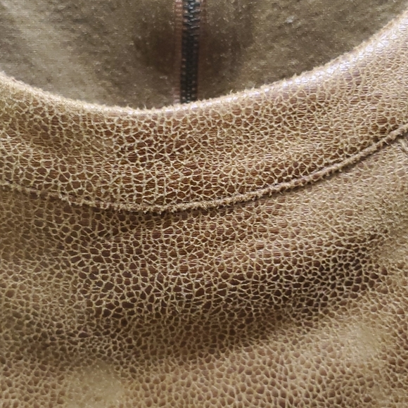 🆕 WAVERLY GREY - NWT CARAMEL TOP - Picture 3 of 7